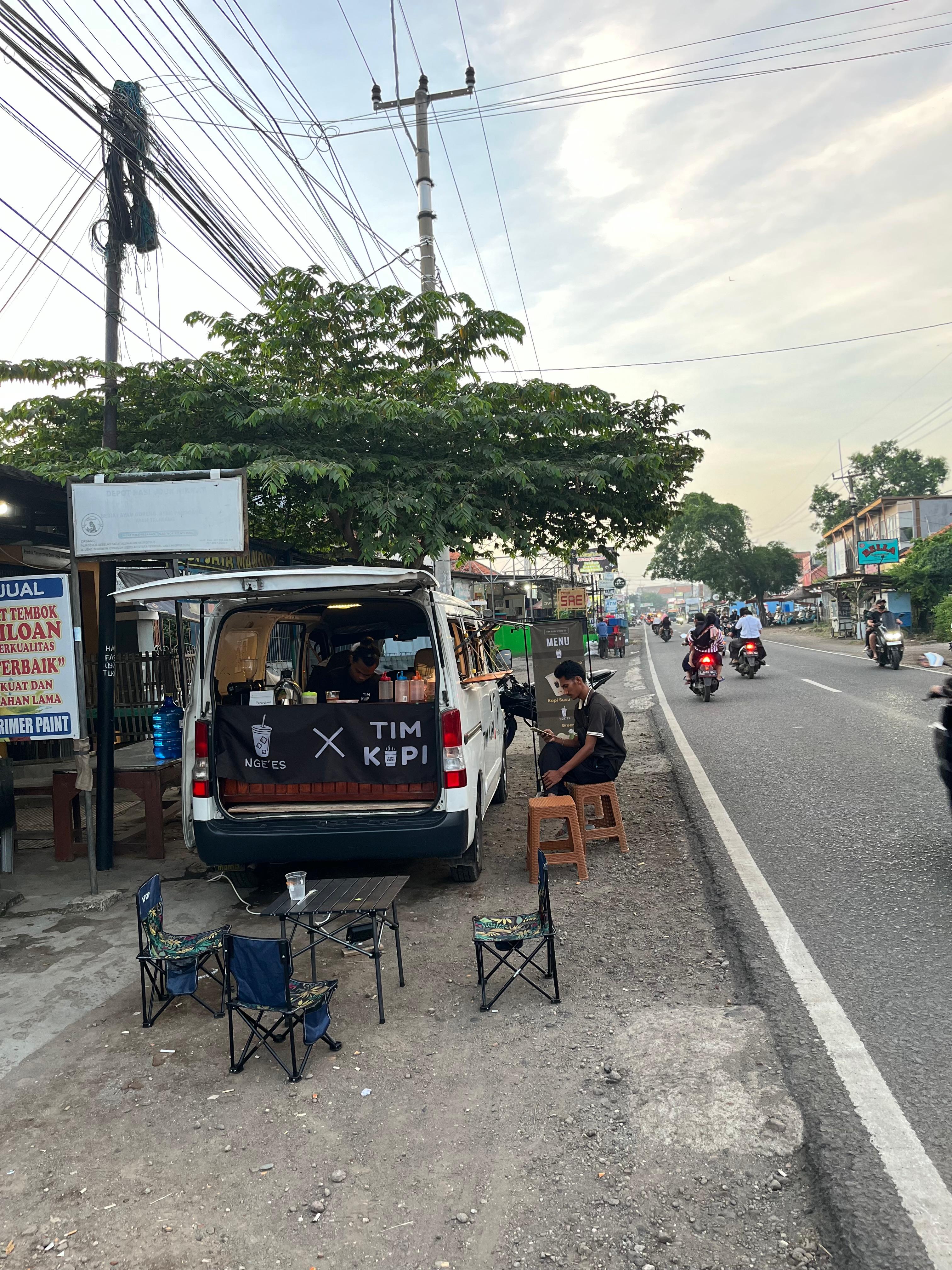 Suasana Tim Kopi Express x Nge'es